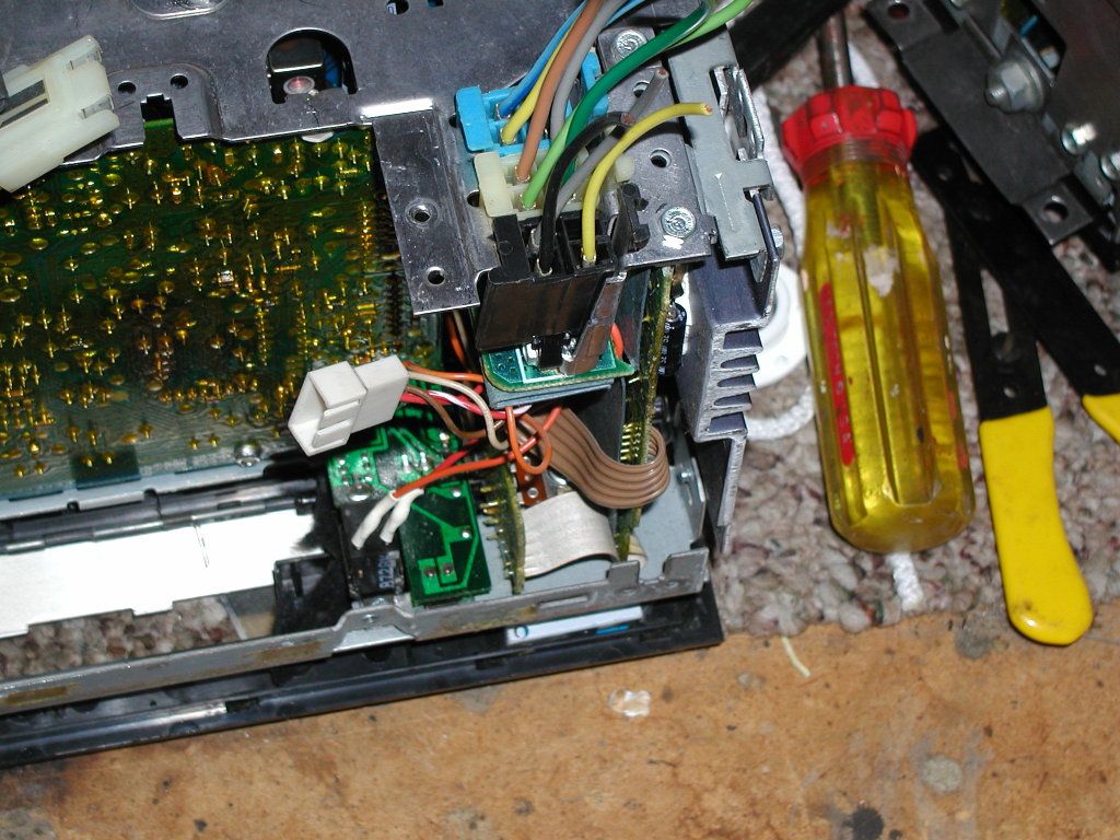 87 Elkybotched radio wiring by... a younger me - El Camino Central